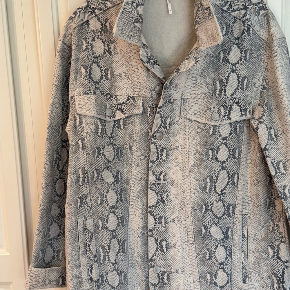 Free People Gray and White Jean Jacket